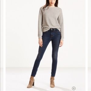 Levi Strauss & Co. 721 High Rise Skinny